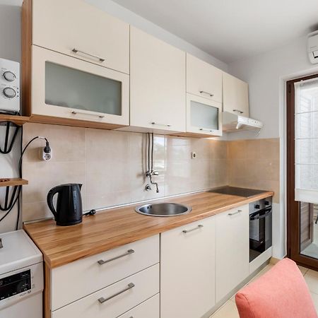 Apartments Marizela Πόρετς Εξωτερικό φωτογραφία
