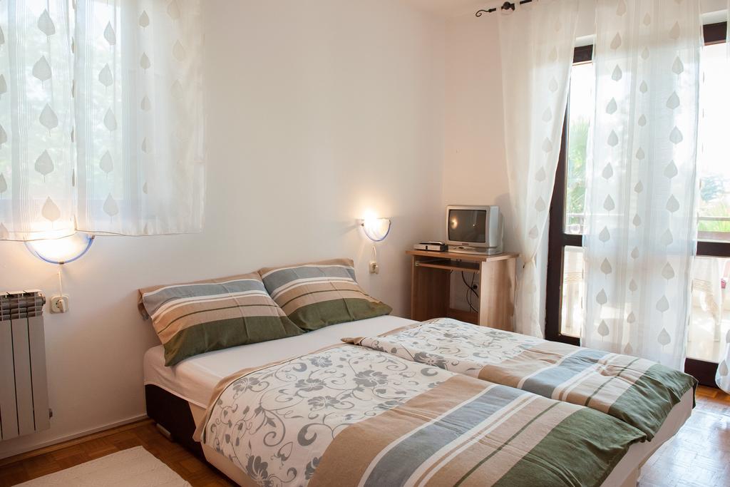 Apartments Marizela Πόρετς Δωμάτιο φωτογραφία