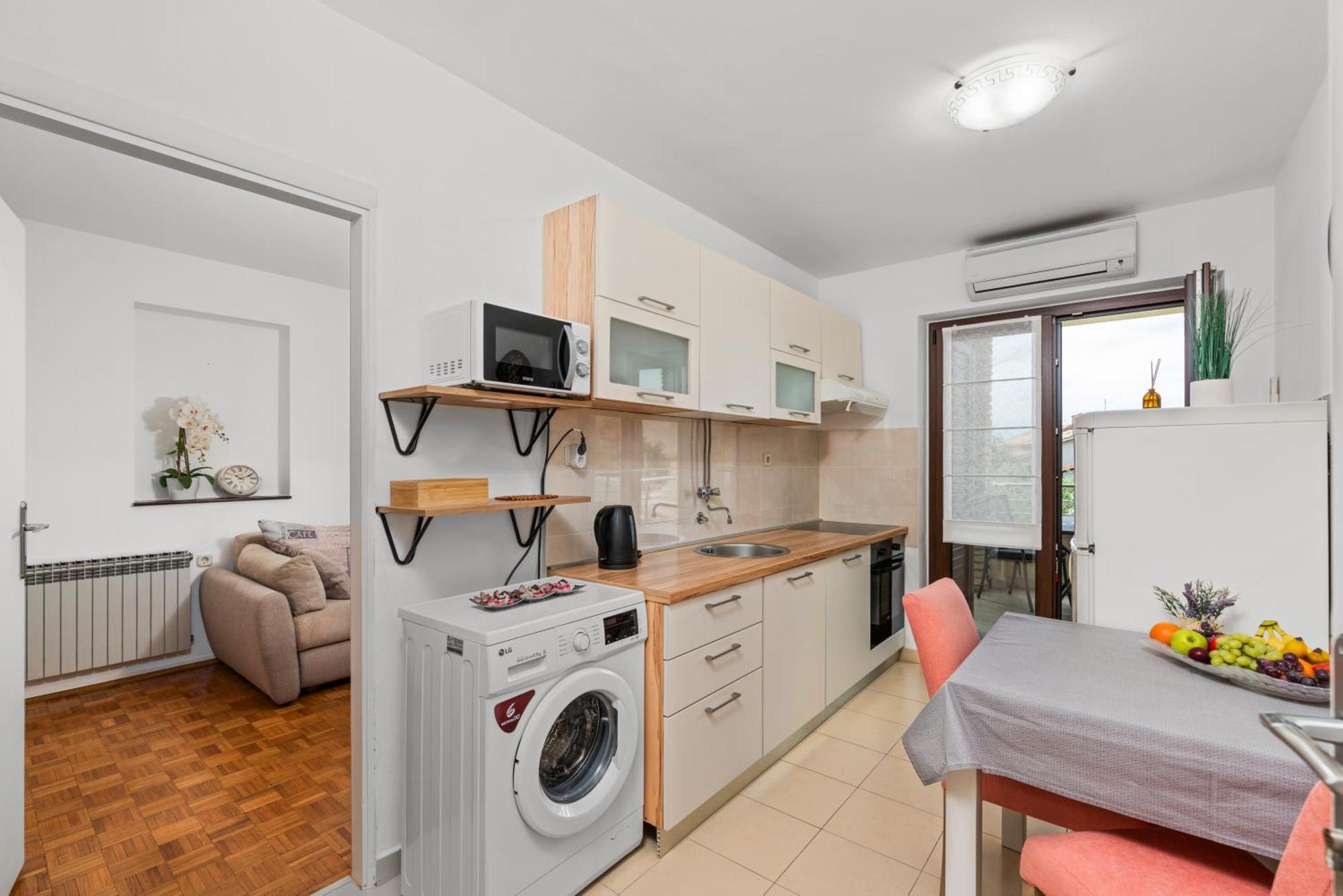 Apartments Marizela Πόρετς Εξωτερικό φωτογραφία
