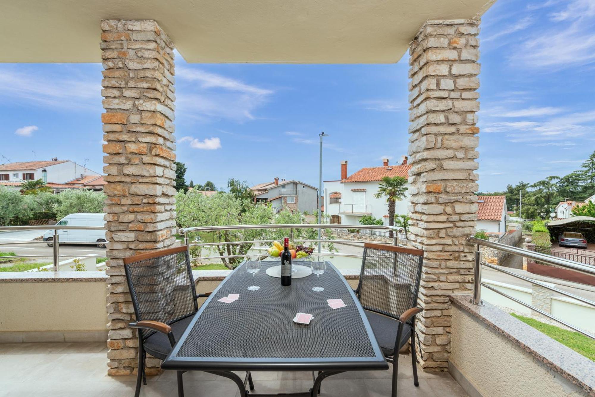Apartments Marizela Πόρετς Εξωτερικό φωτογραφία