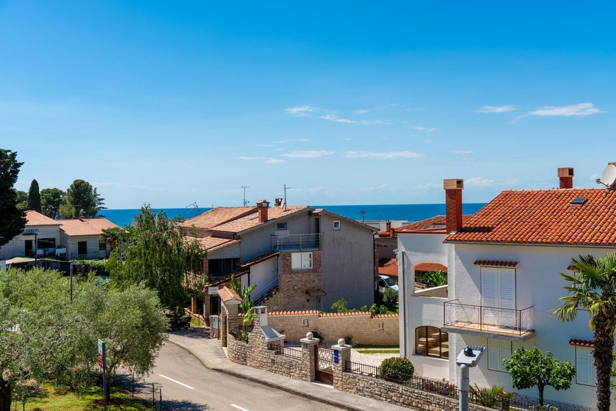 Apartments Marizela Πόρετς Εξωτερικό φωτογραφία
