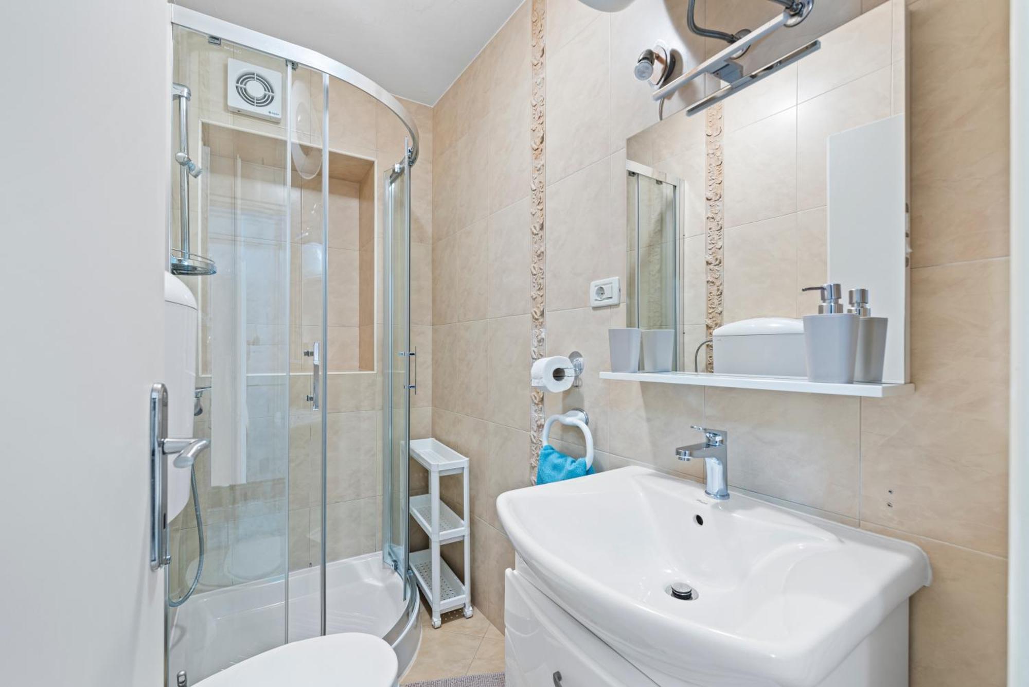 Apartments Marizela Πόρετς Εξωτερικό φωτογραφία