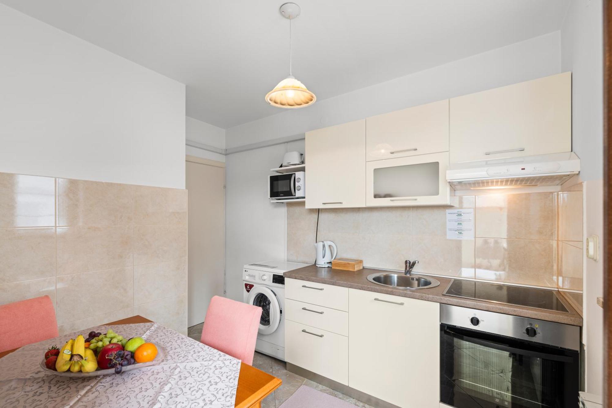 Apartments Marizela Πόρετς Εξωτερικό φωτογραφία